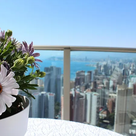 Skyline 20 Apartamento De Lujo Con Terraza Privada Y Vistas Al Mar Benidorm Exterior photo